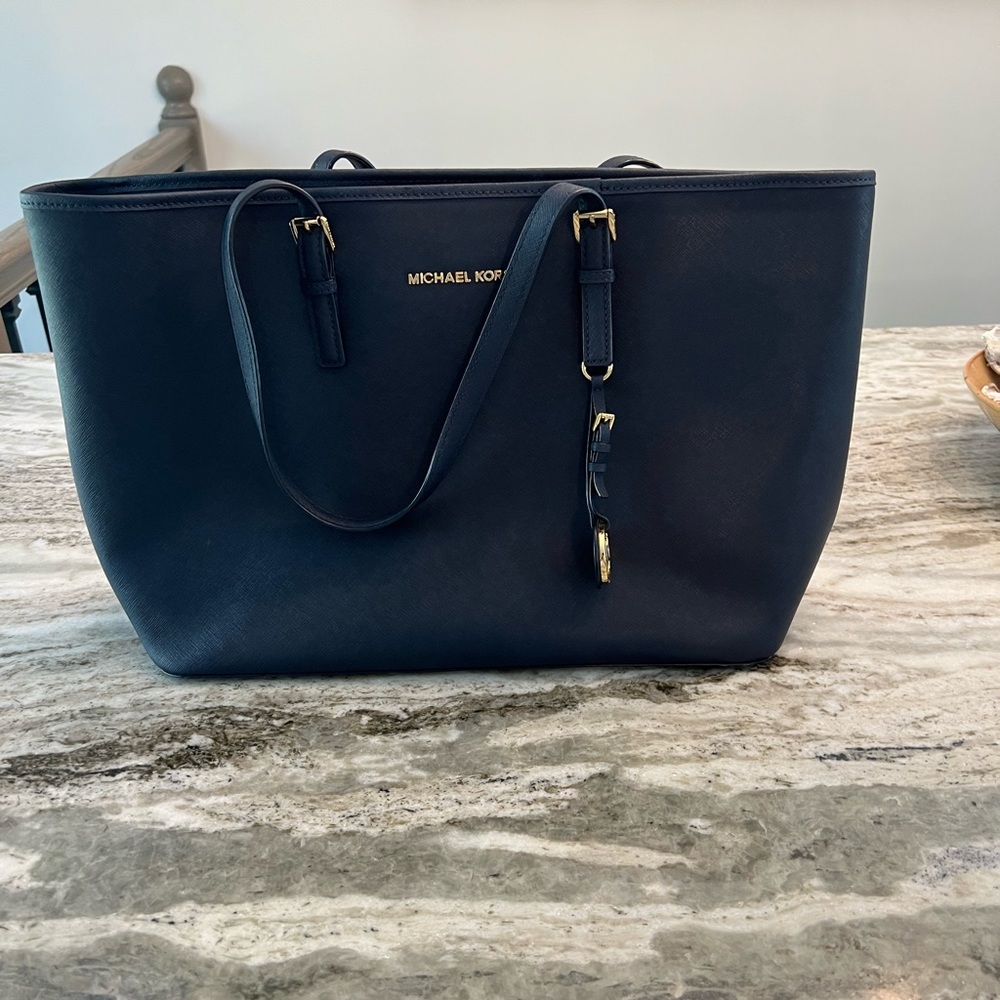 Medium jet set Michael kors